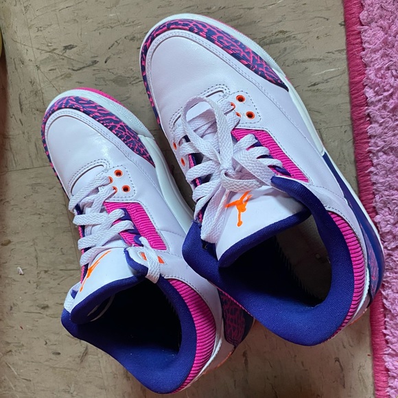 Jordan 3’s - Picture 2 of 6